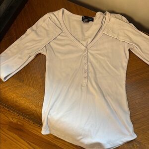 Women's V-Neck Buttoned Top - Light P